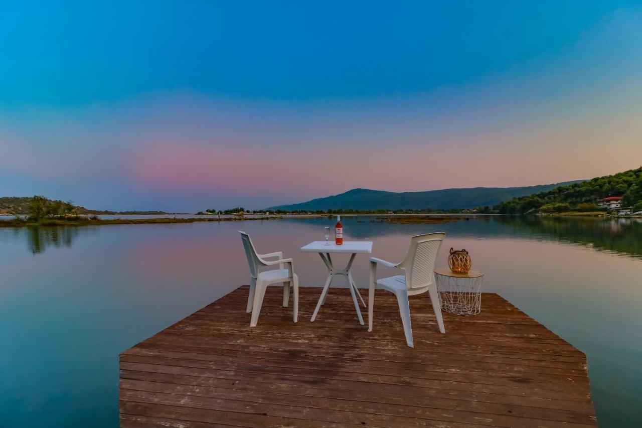 Villa Laguna วูร์วูรู ภายนอก รูปภาพ