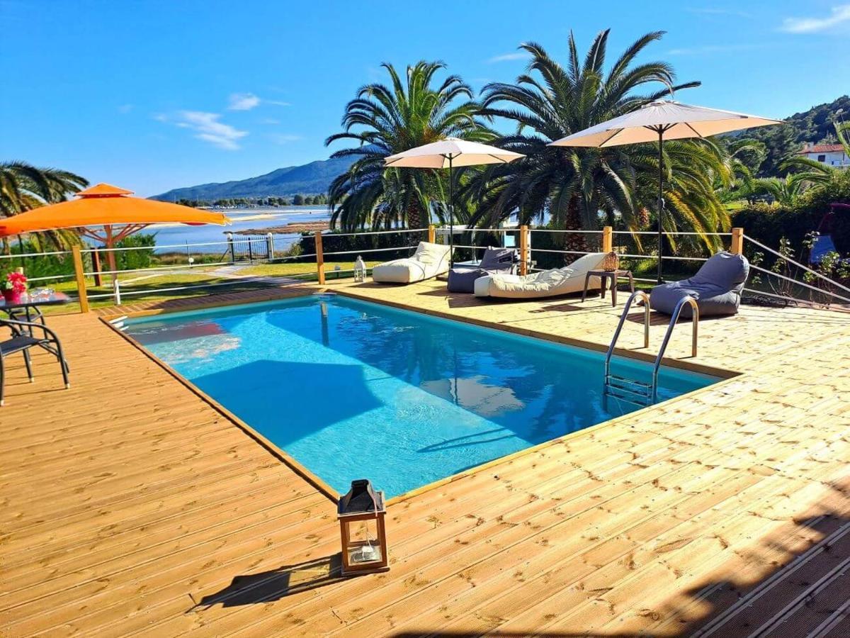 Villa Laguna วูร์วูรู ภายนอก รูปภาพ
